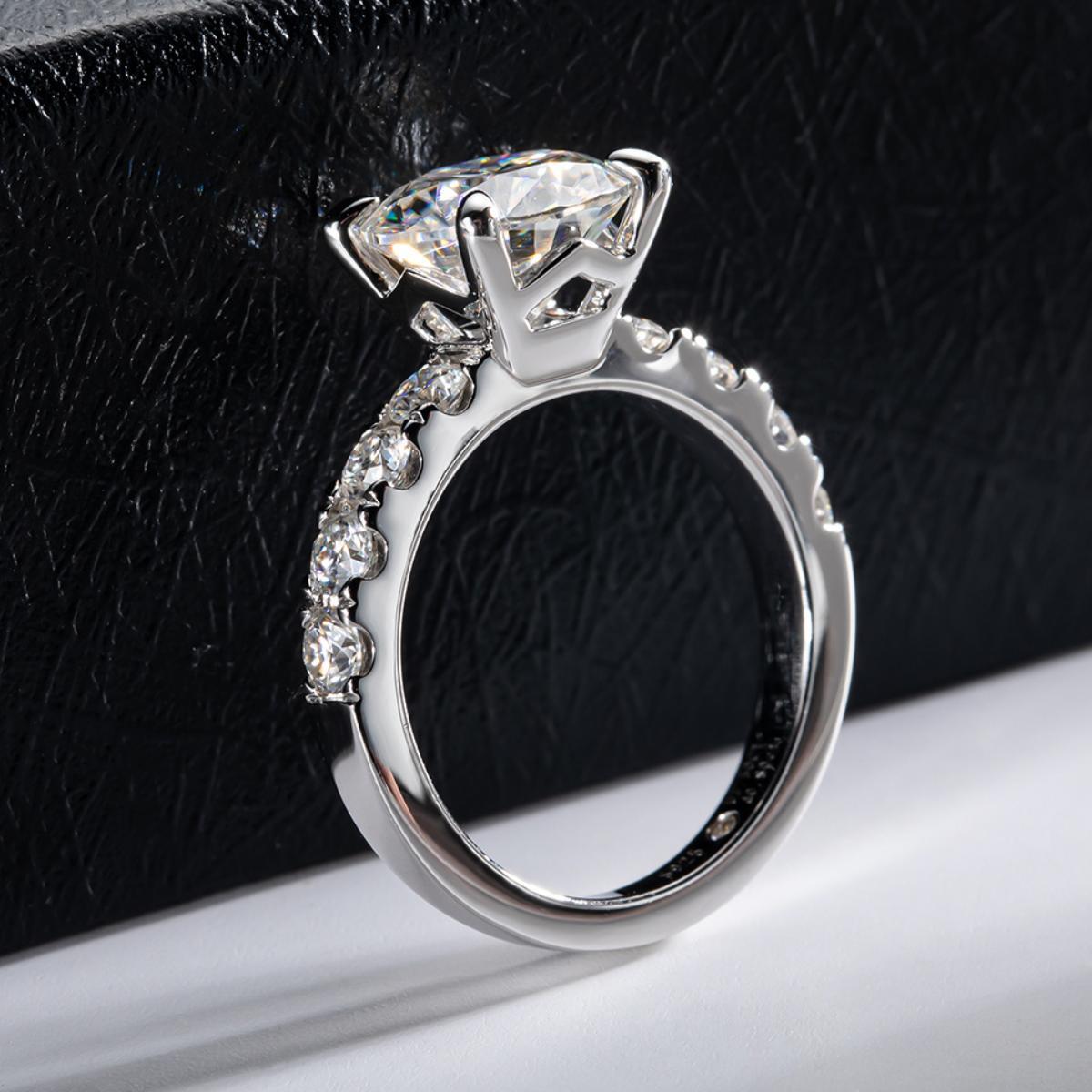 iiAthena Round 3.5CT Moissanite Engagement Ring