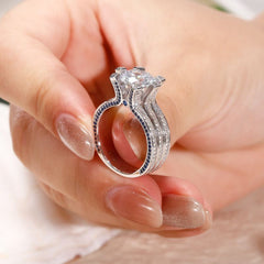 iiAthena Prong Setting Moissanite Engagement Ring